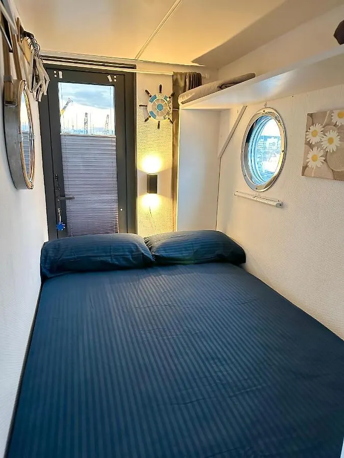 Hotel Houseboat Seabreeze Alghero Botel